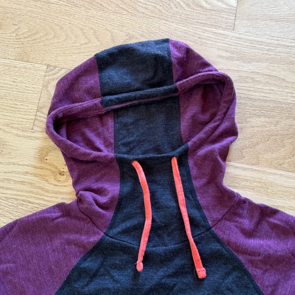 Smartwool Drape Neck Hoodie 250 XS EUC Charcoal Purple - Picture 3 of 10